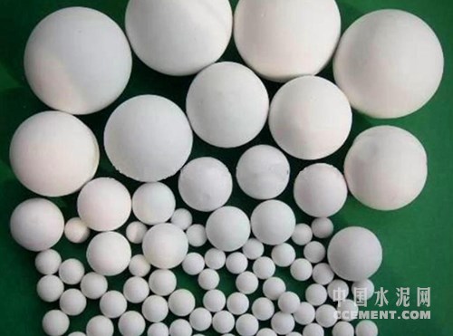  非金屬研磨體綜合粉磨技術